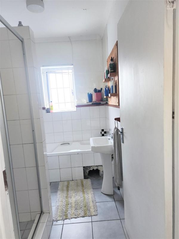 2 Bedroom Property for Sale in Parow Western Cape